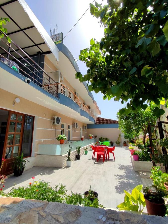 Hotel Vila Flowers Vlore Ngoại thất bức ảnh